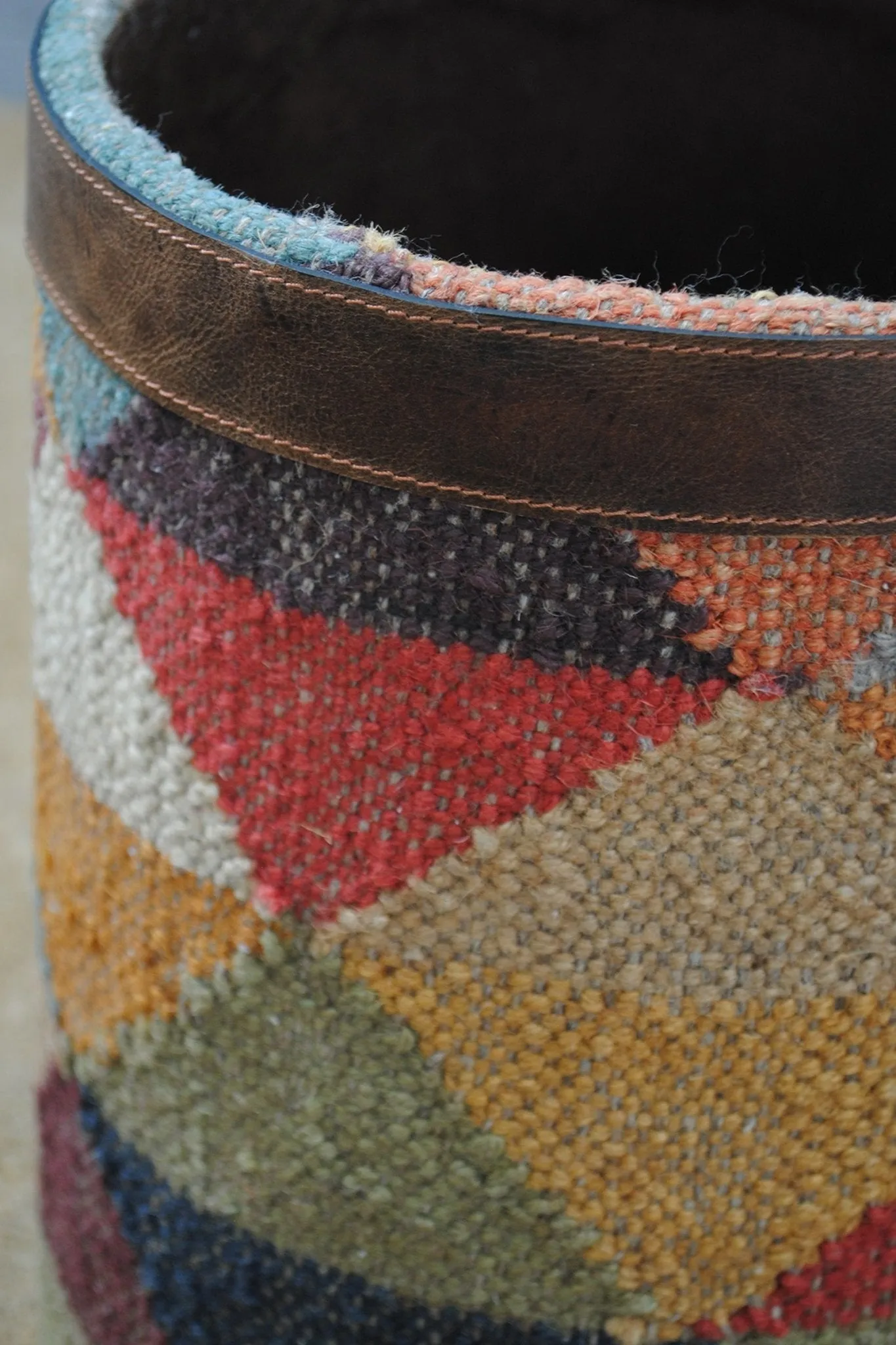 DAREN -  KILIM & LEATHER  BIN