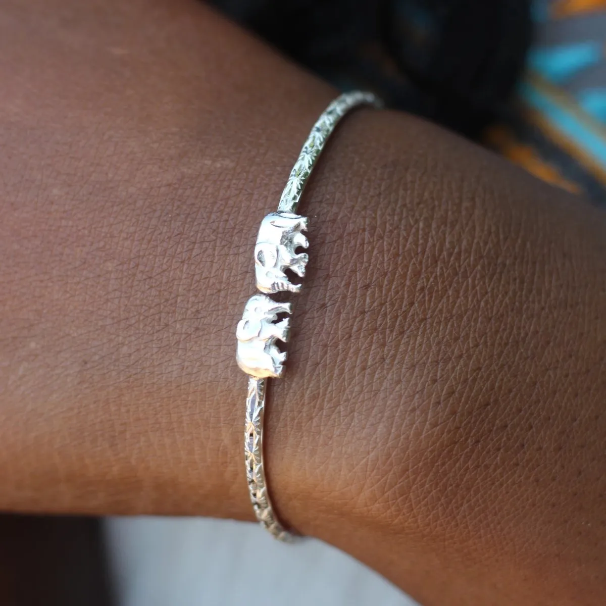 Extra Light Elephant Bangle with Calypso Pattern