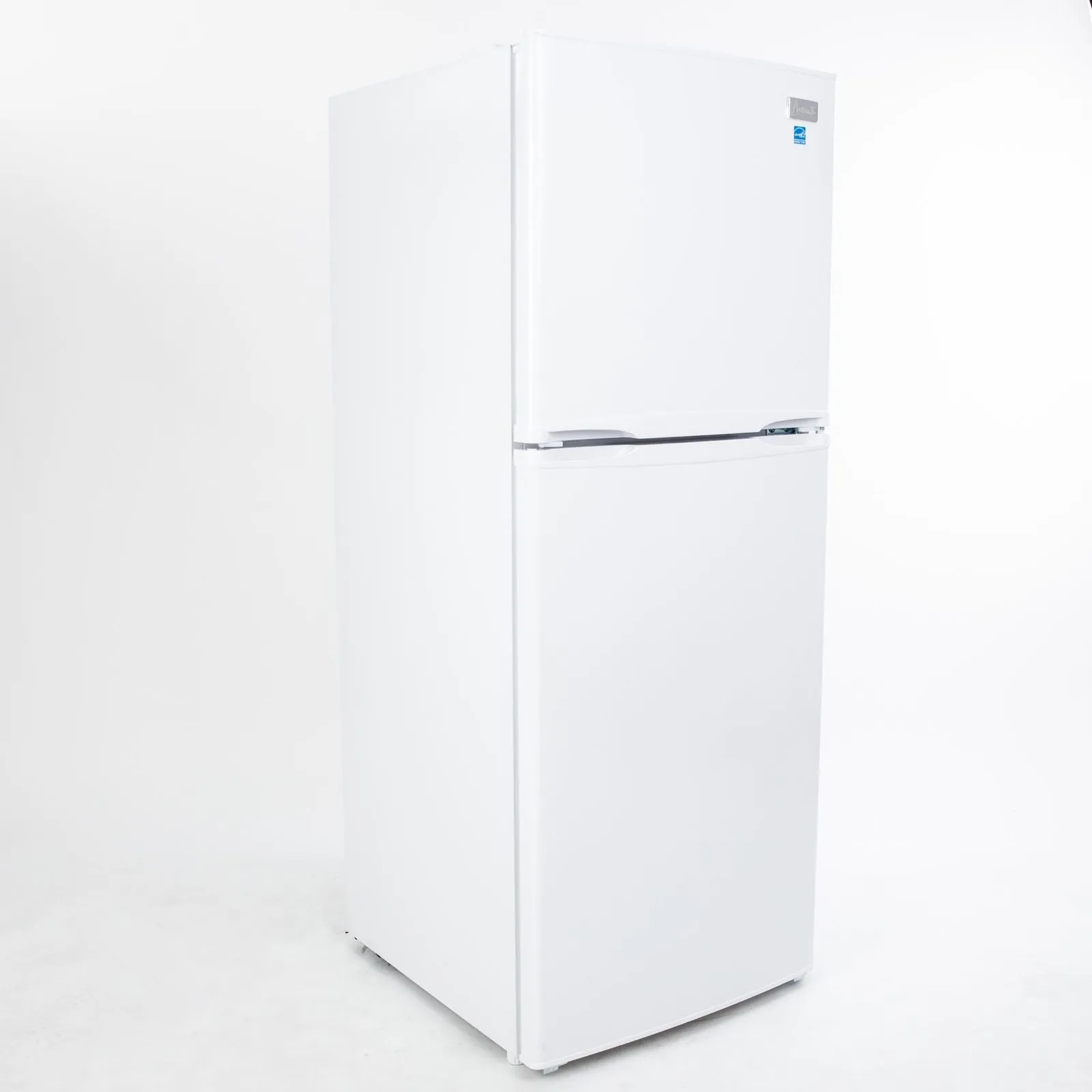 FF7B3S Avanti 7.0 cu. ft. Apartment Size Refrigerator - Stainless Steel / 7.0 cu. ft.